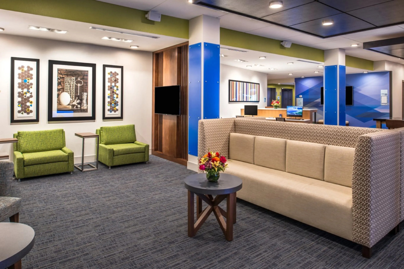 Holiday Inn Express & Suites Tampa North - Wesley Chapel by IHG