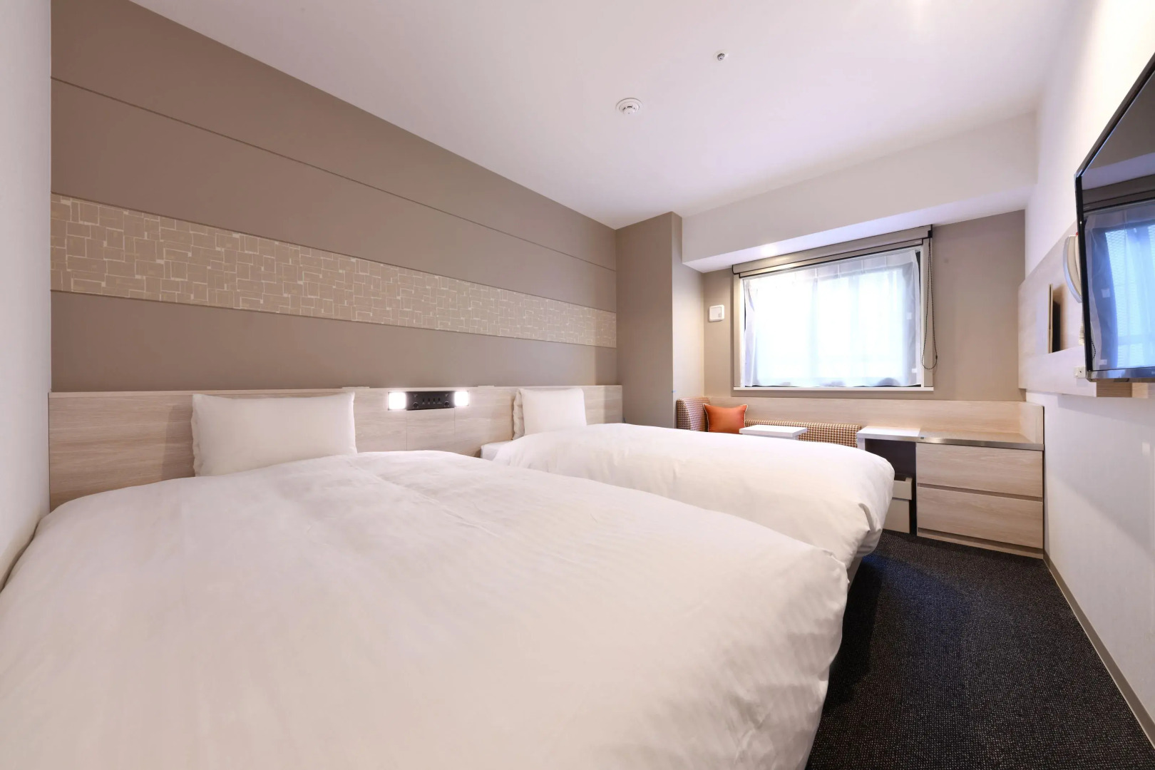 Vessel Inn Chiba Station