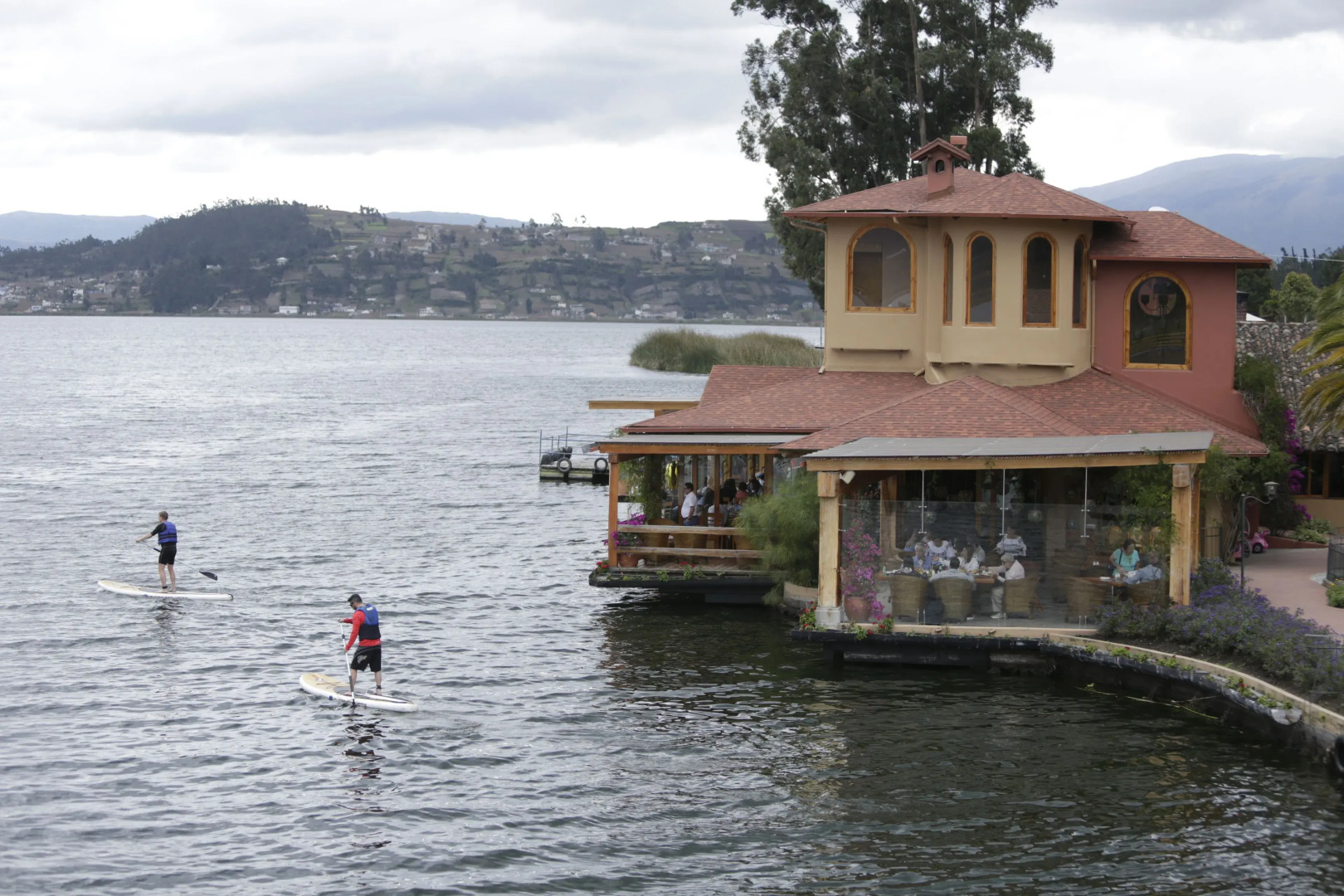 Hostería Cabañas del Lago