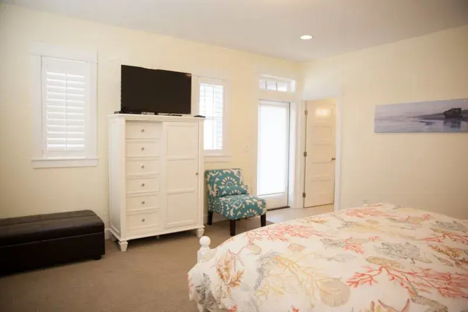 The Driftwood - 5 Br home by RedAwning