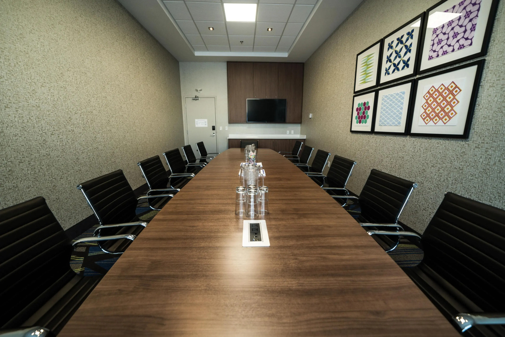 Candlewood Suites West Edmonton - Mall Area by IHG