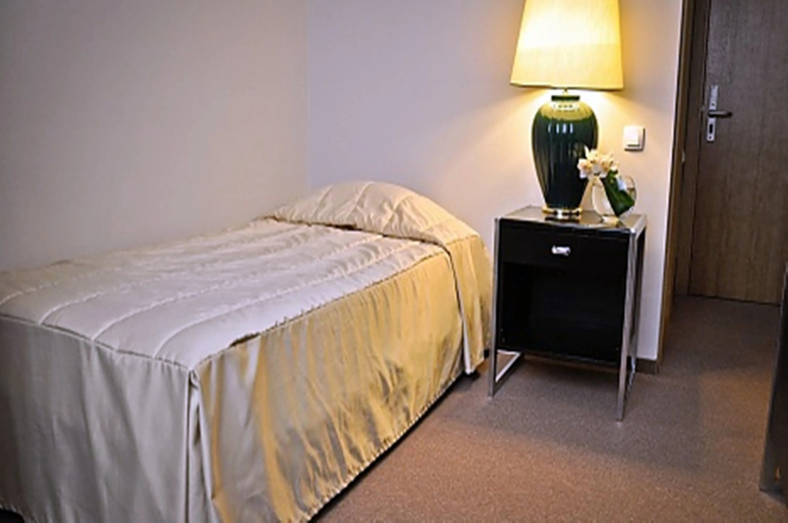 Отель Moxy Belgrade