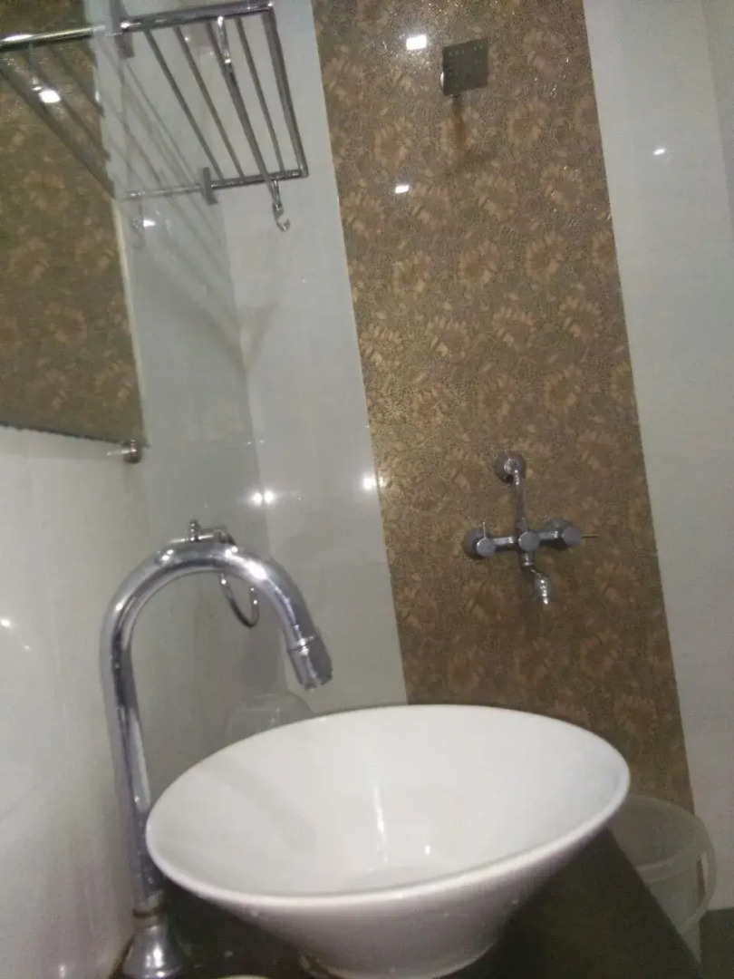 Hotel Shelter Palace