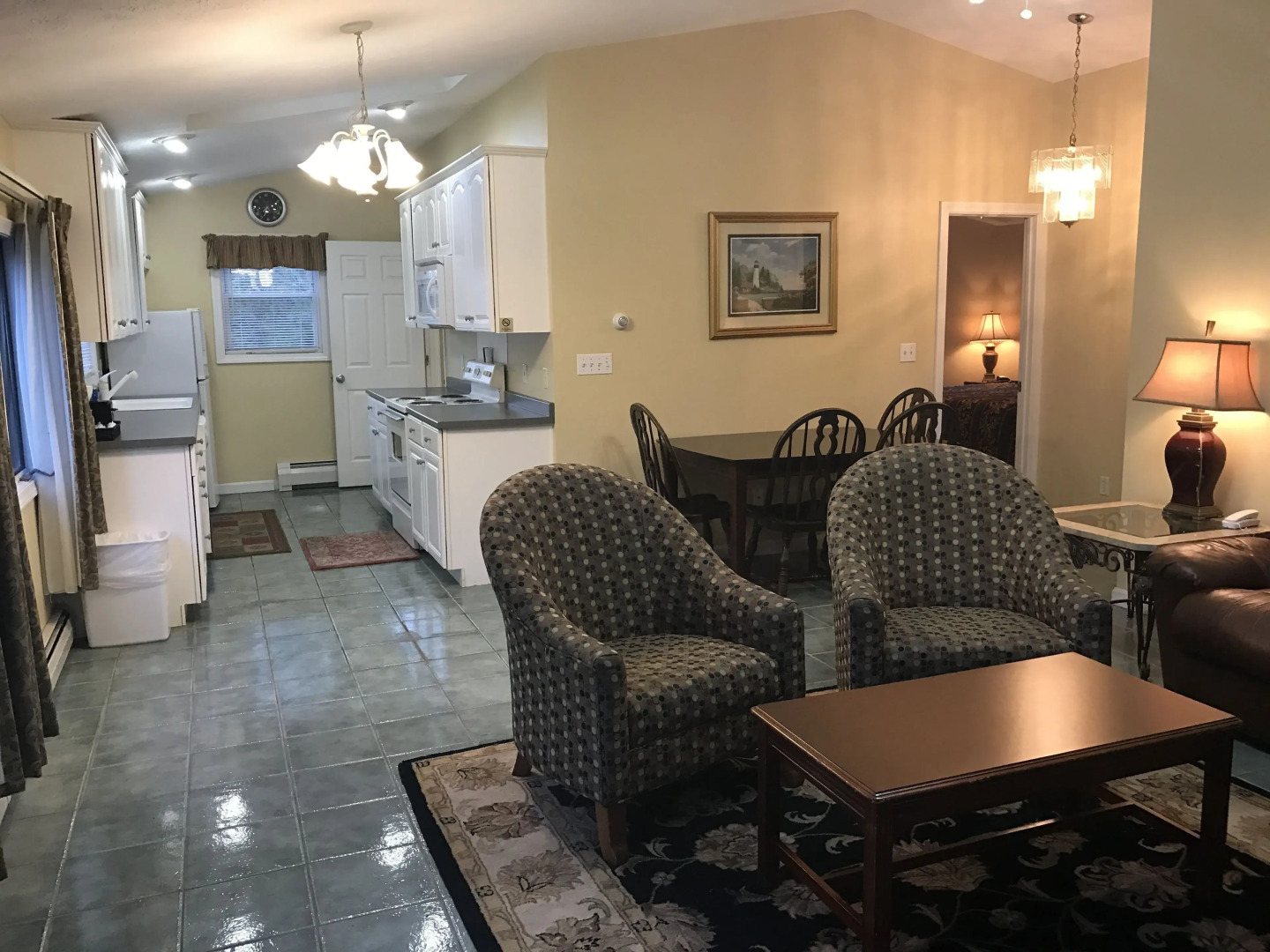 Exit 5 Motel & Cottages