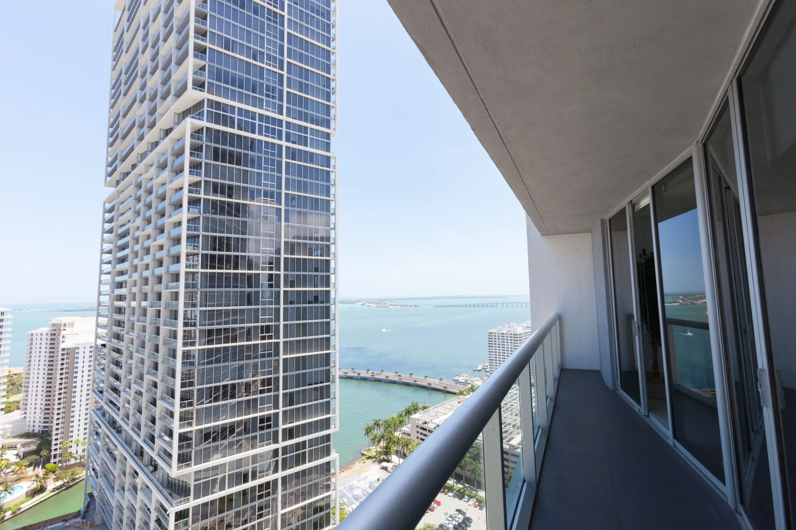 Icon Residences By Sunnyside Hotel and Resorts