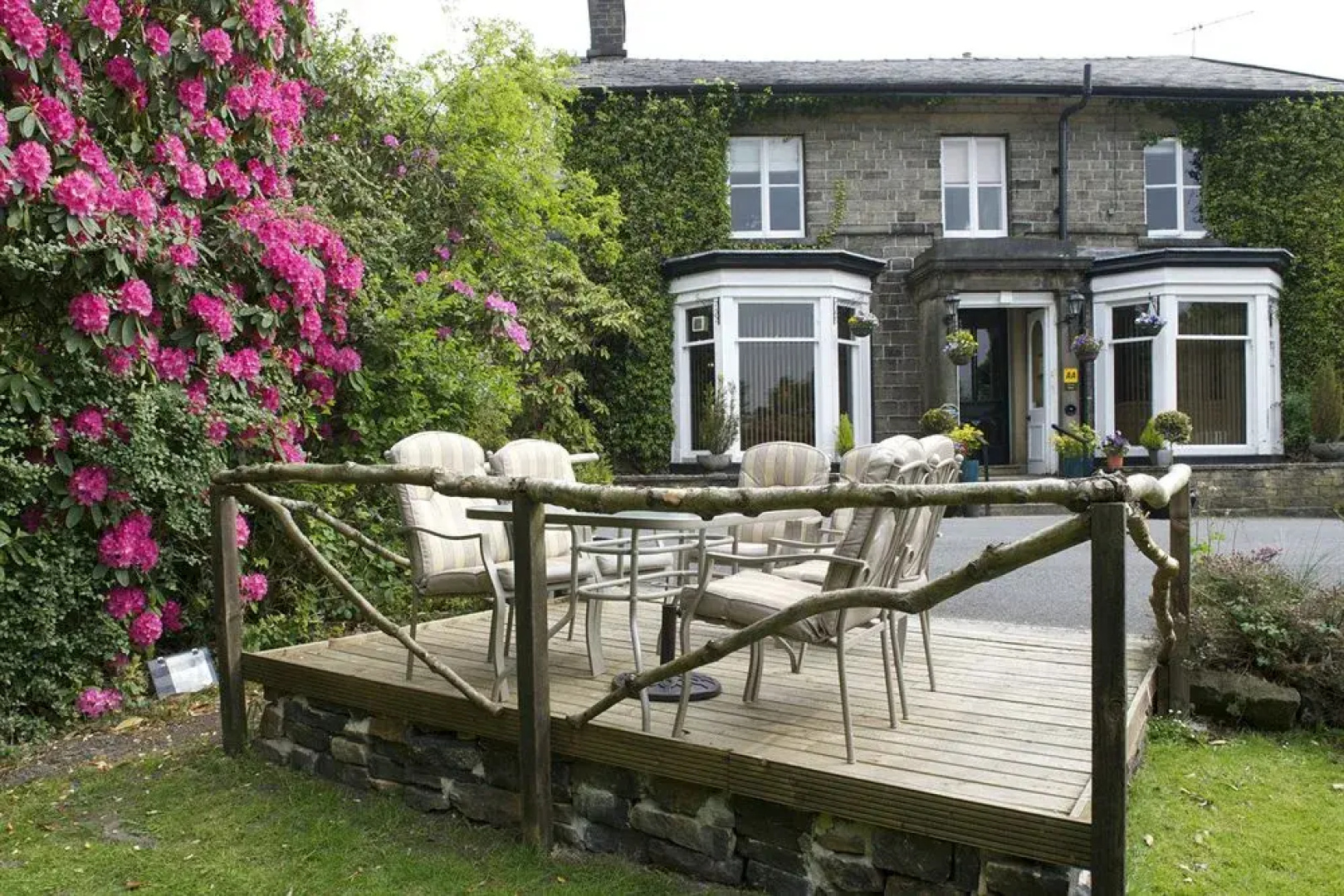 Egerton House Hotel