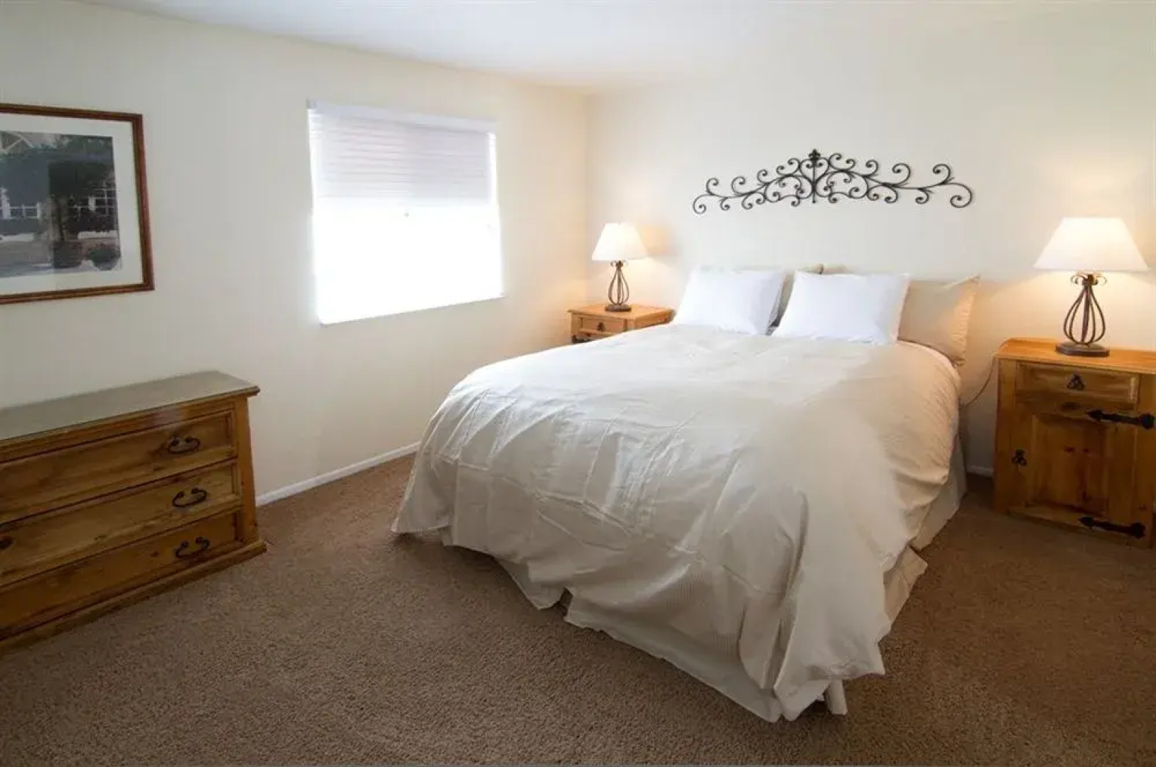 River Oaks Suites & Apartments