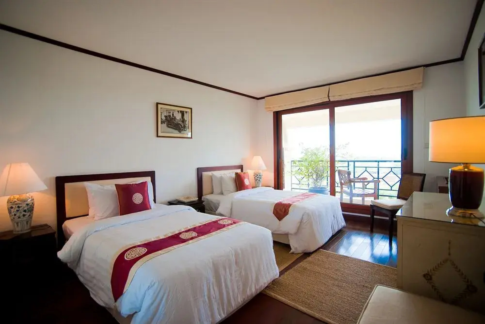 Апарт-Отель Saigon Domaine Luxury Residences