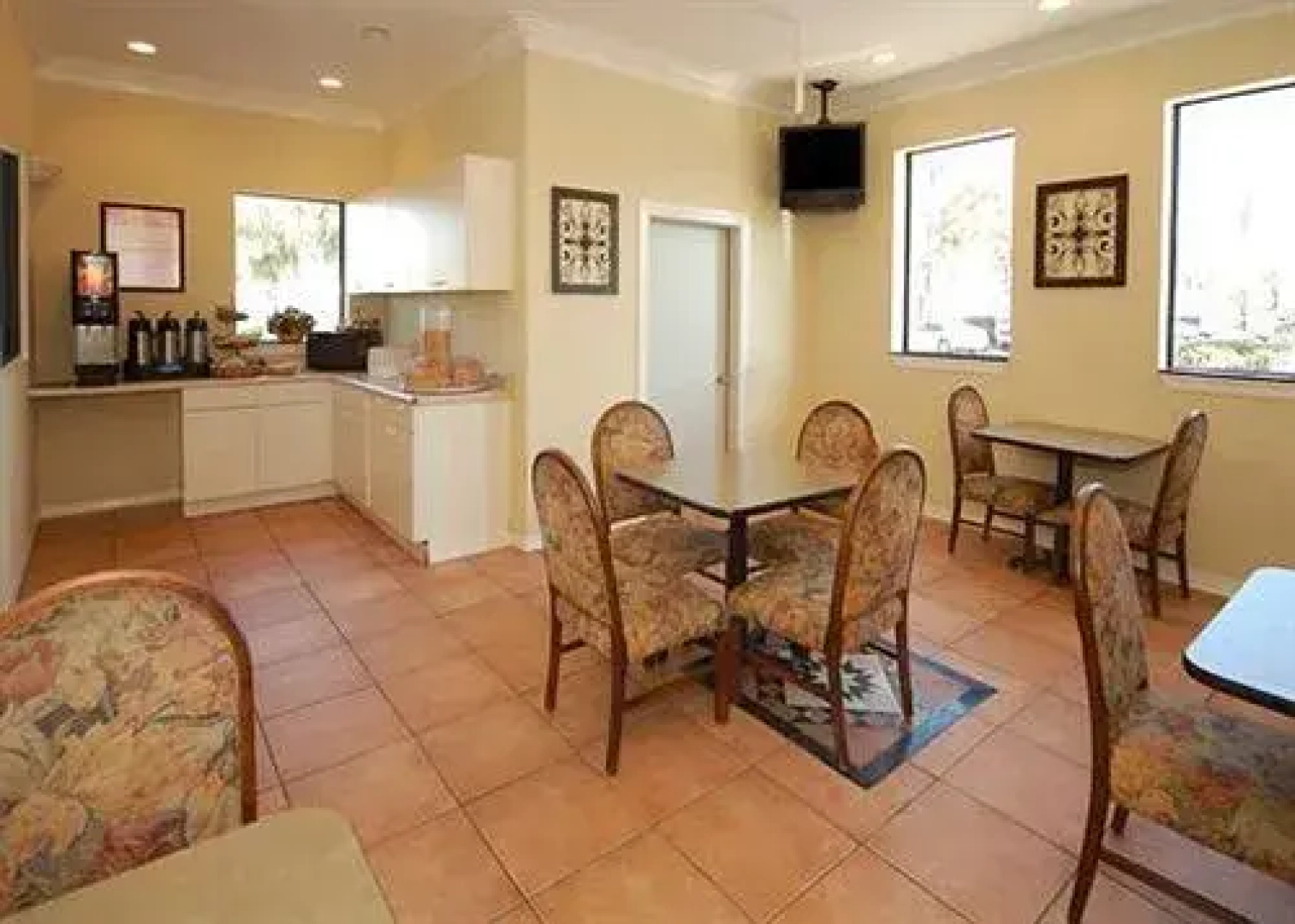 Pensacola Inn