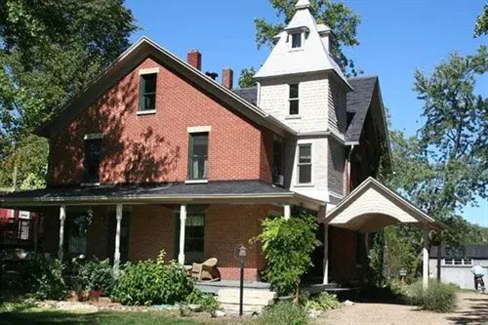 Tryon Farm Guest House