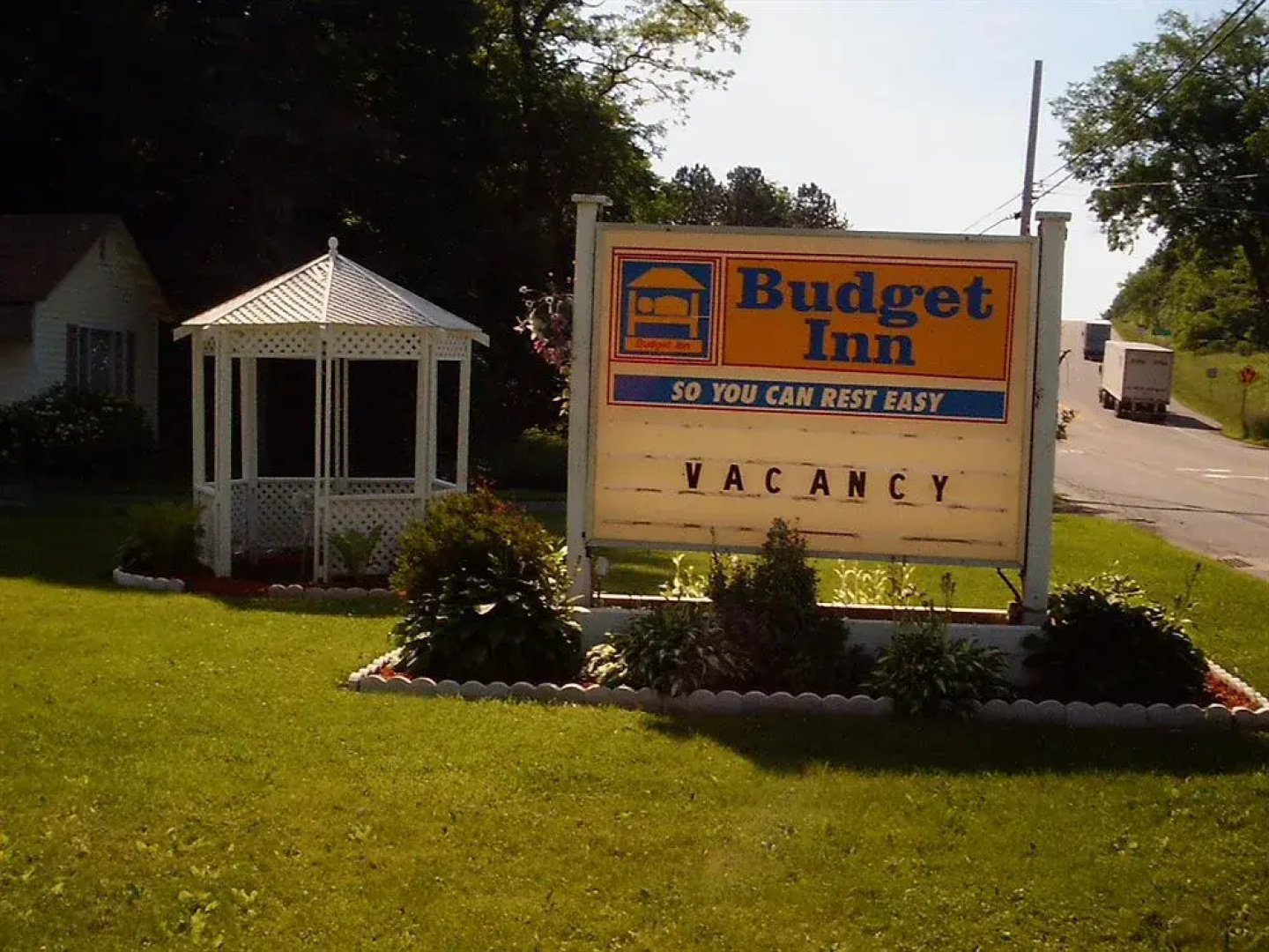 Budget Inn