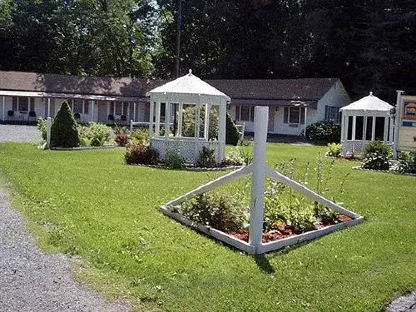 Budget Inn