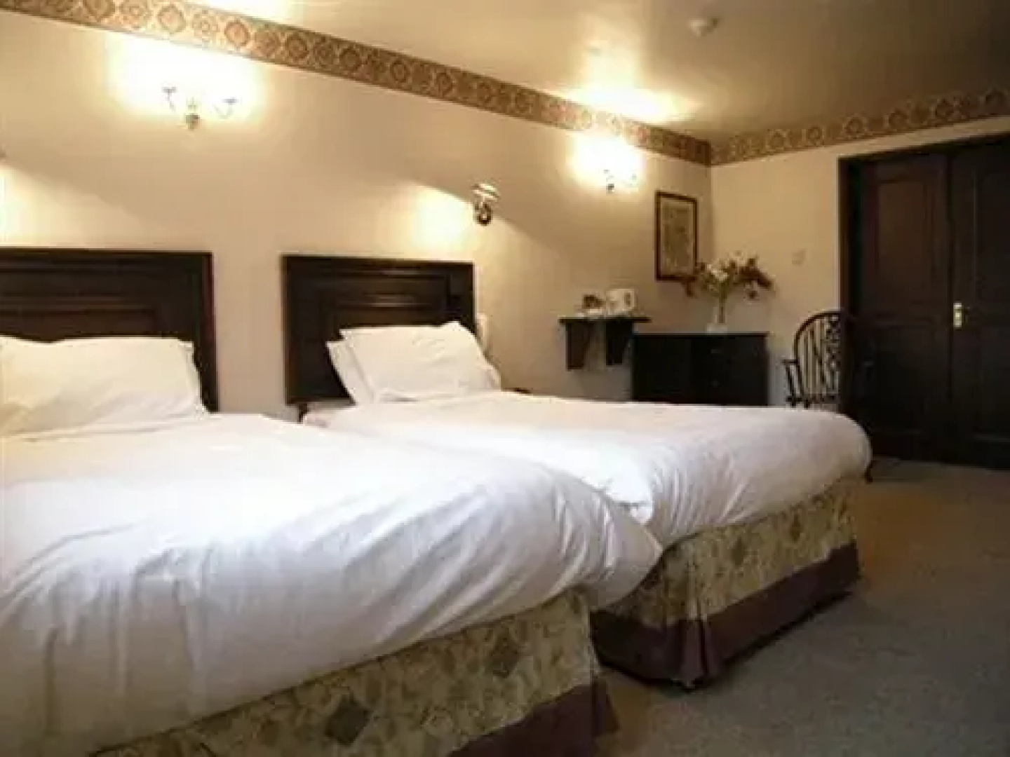 Anchor Hotel