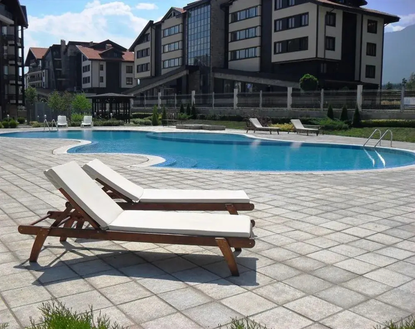 Aspen Golf & Ski ApartHotel
