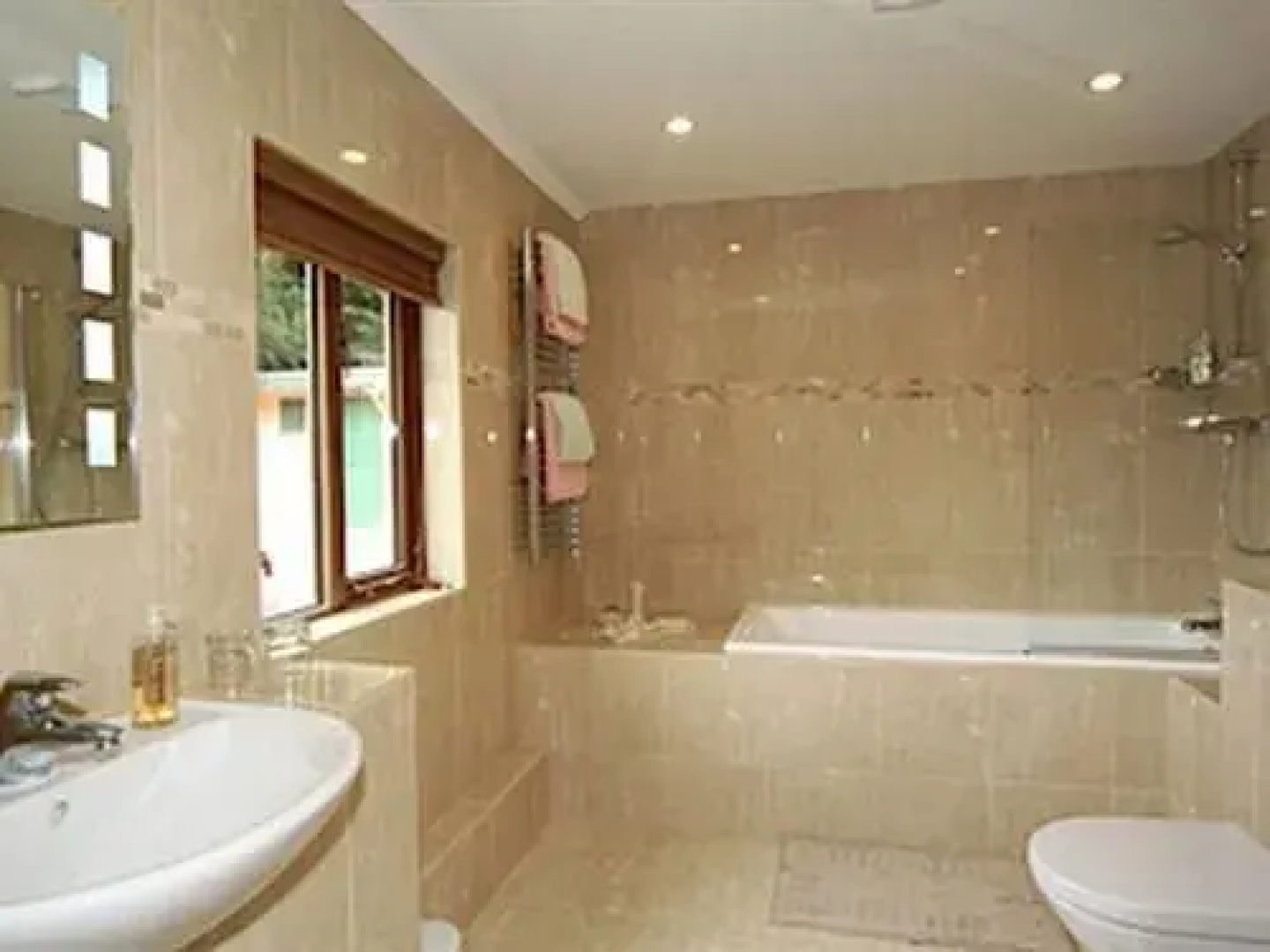Highfield House - B&B