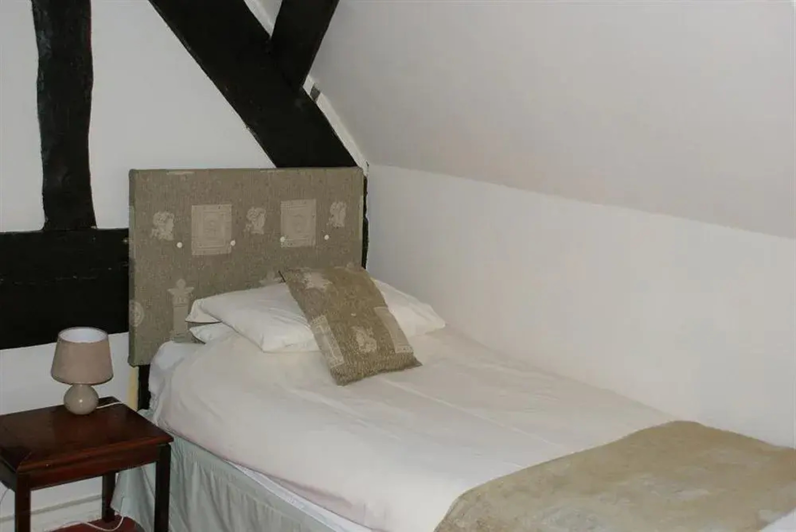 Tudor House Hotel
