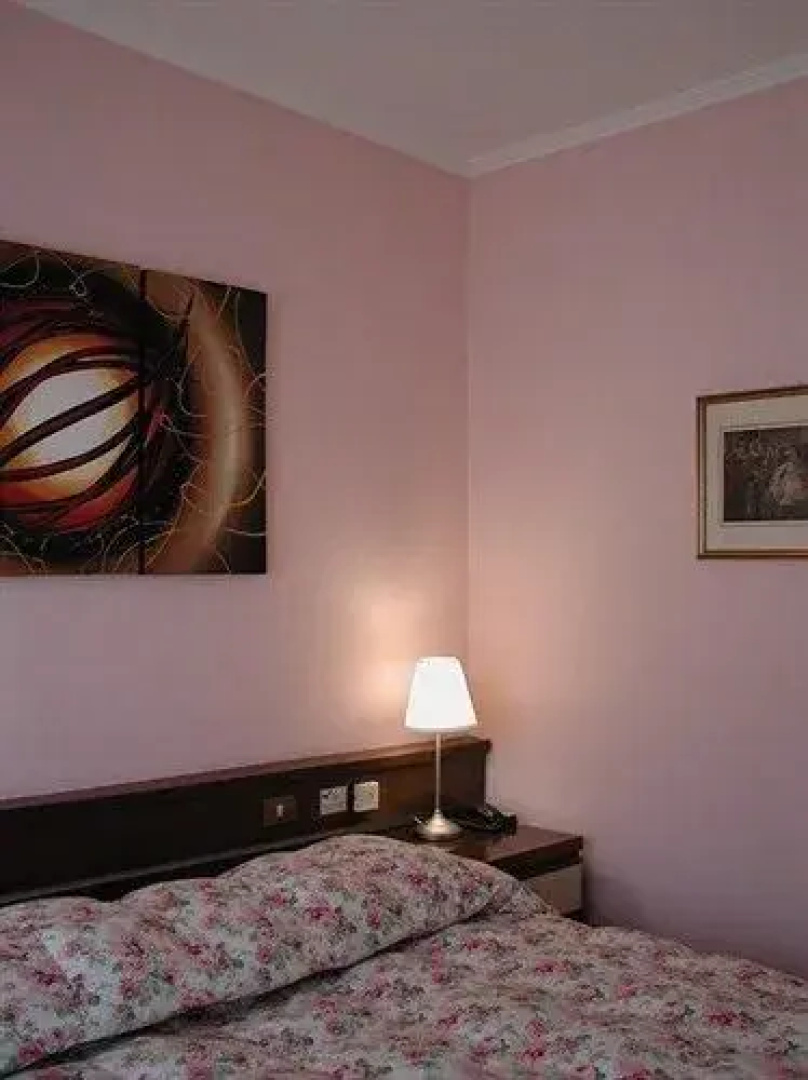 Hotel Capitol