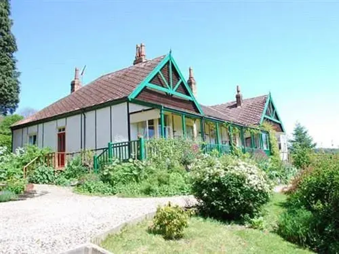 Troutsdale Lodge