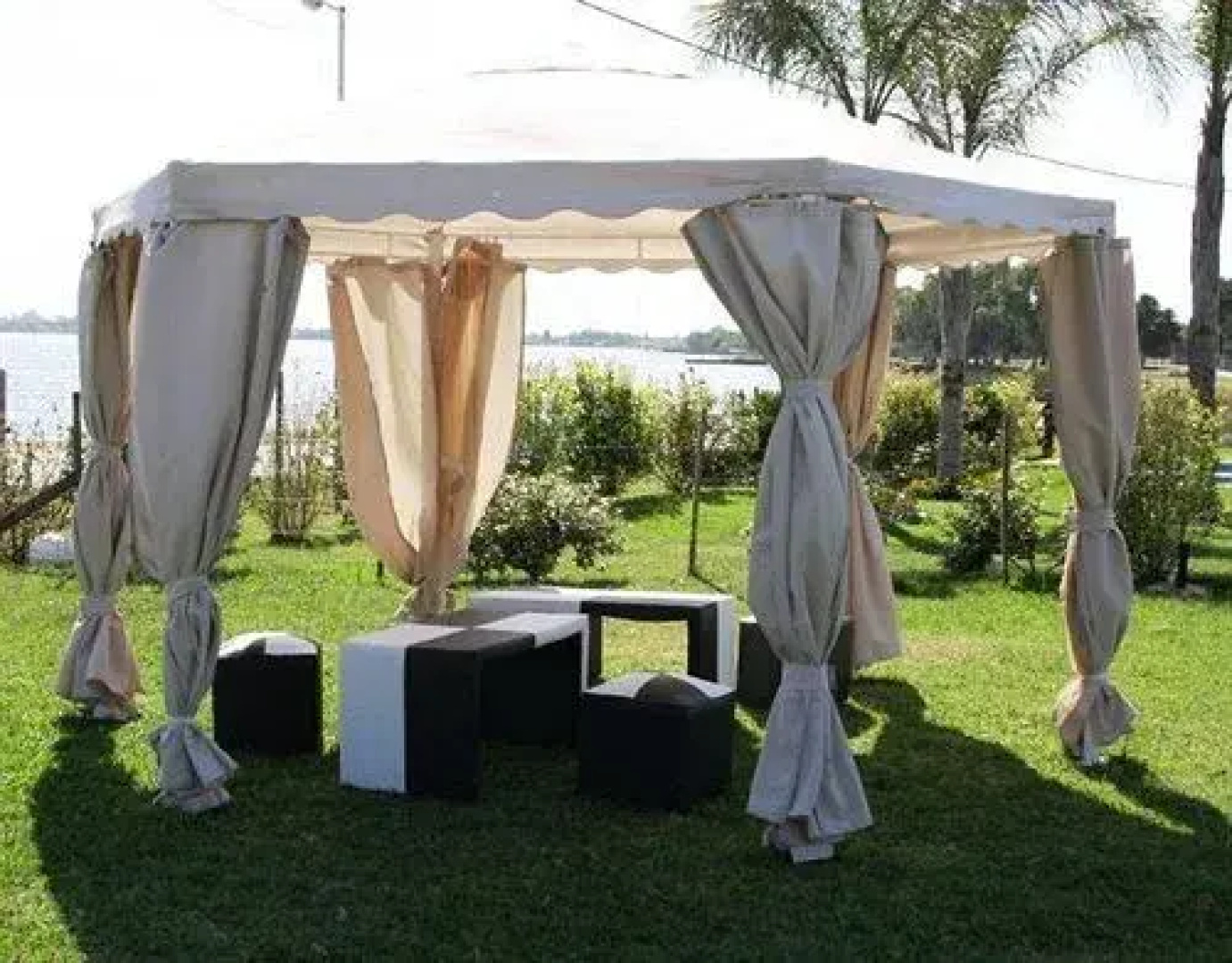 Hosteria Las Piedras