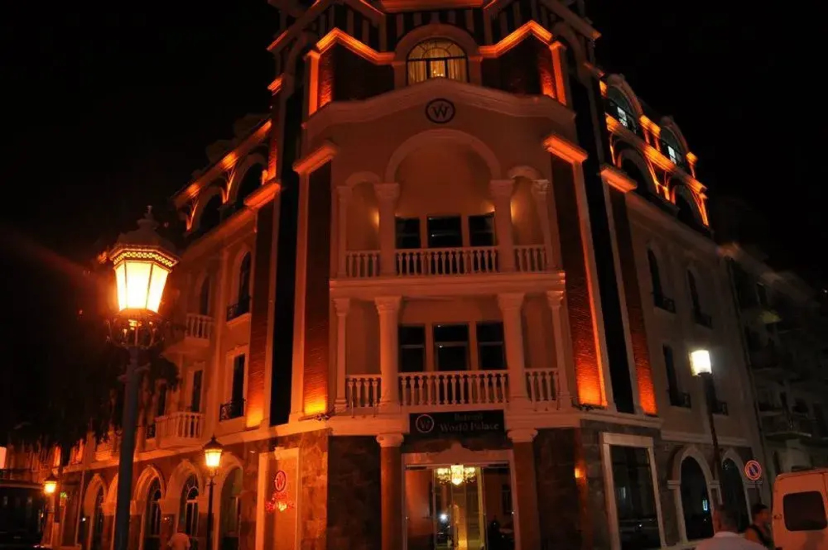 Отель Batumi World Palace