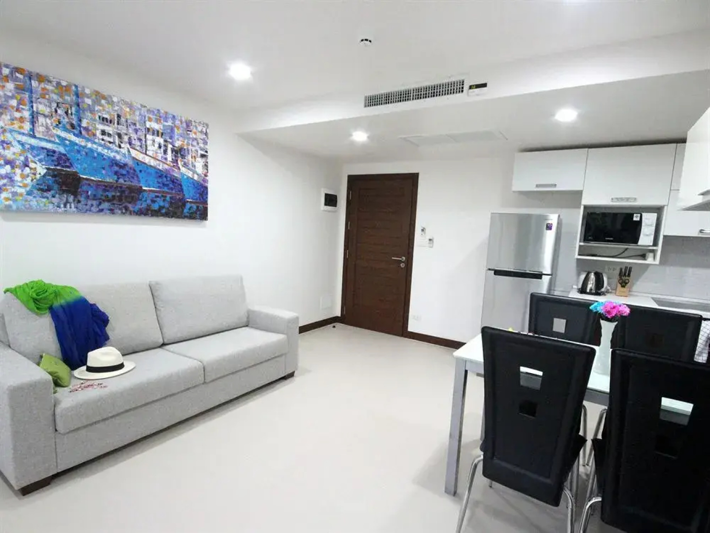 Karon Butterfly Residence