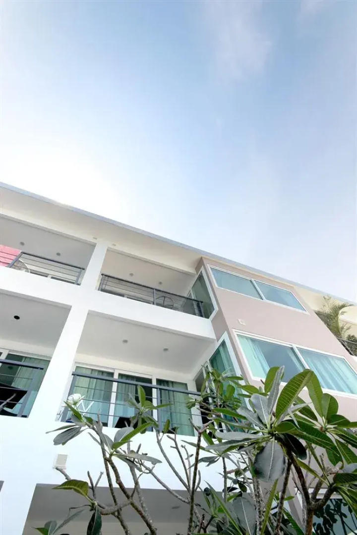 Karon Butterfly Residence