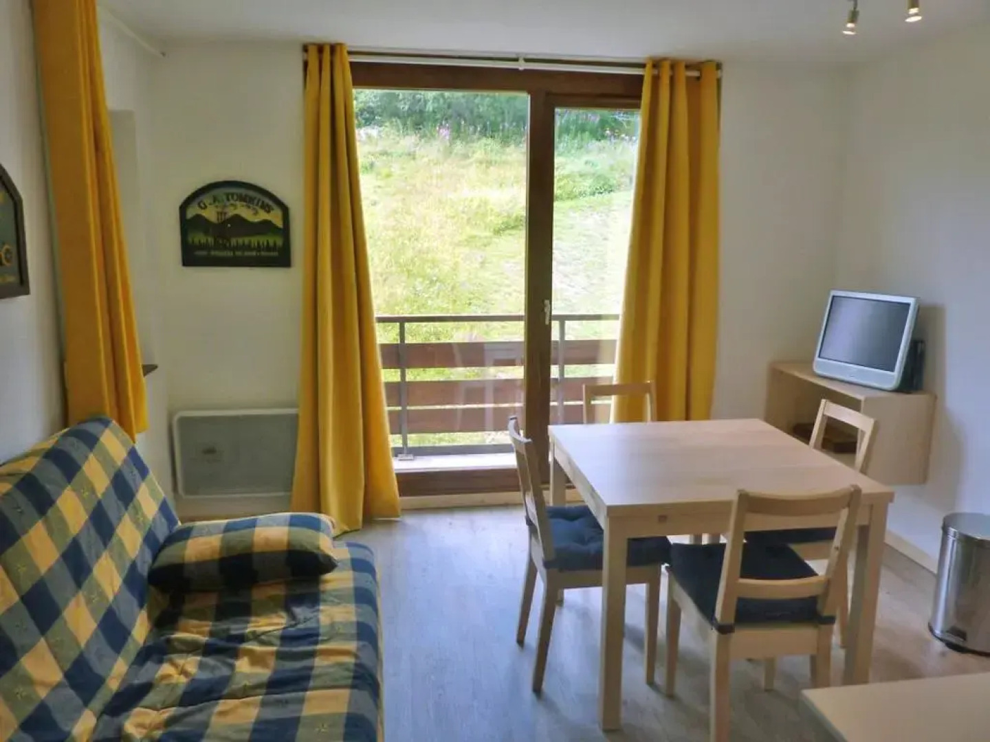 Combes Blanche 1 & 2 No.2