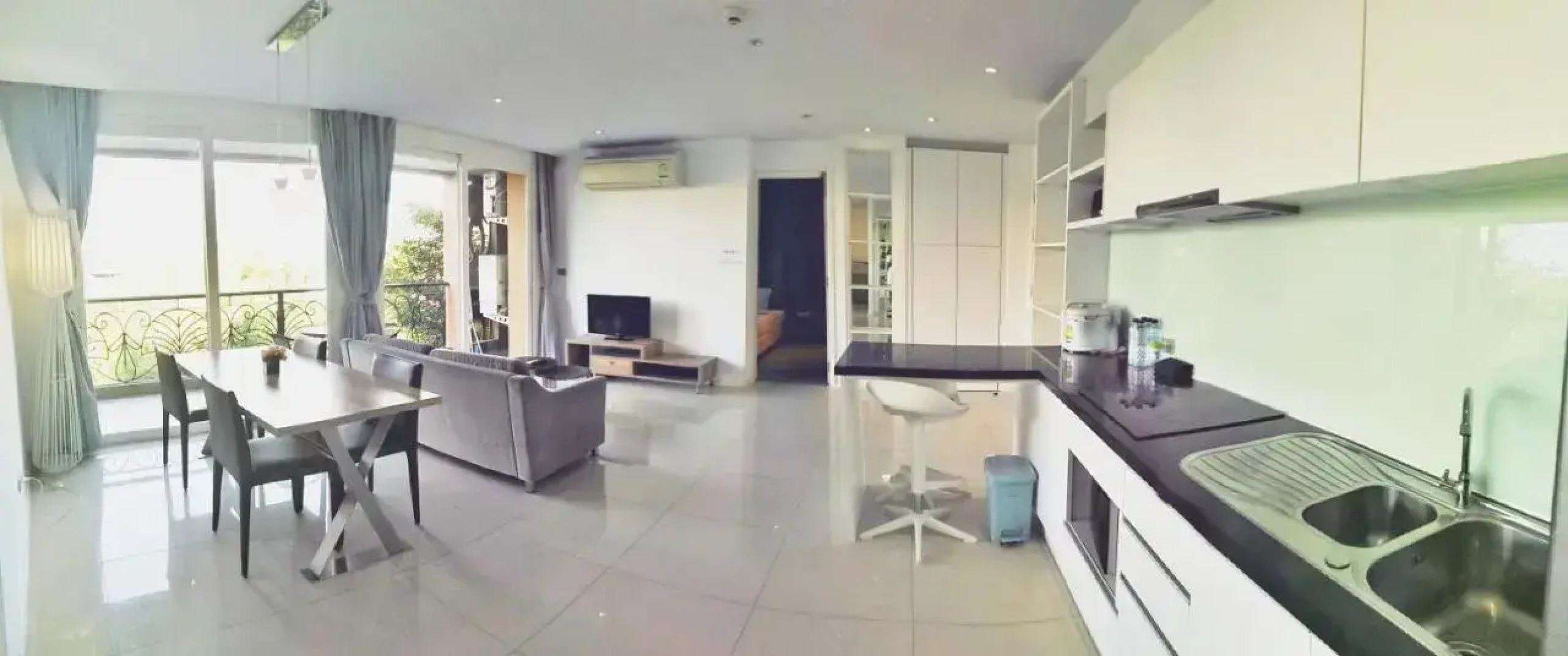 Atlantis Condo by Sompong