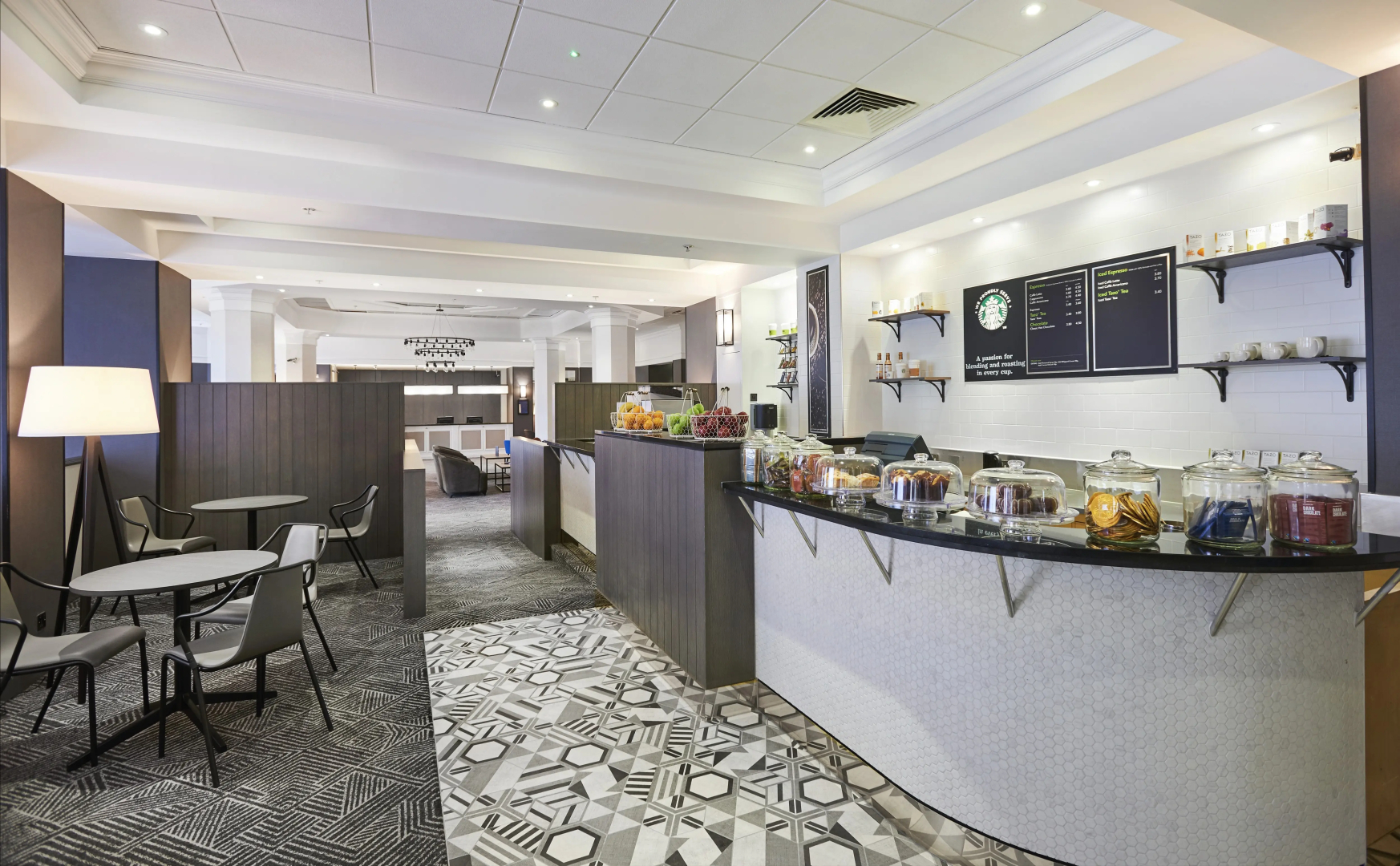 DoubleTree by Hilton Dartford Bridge