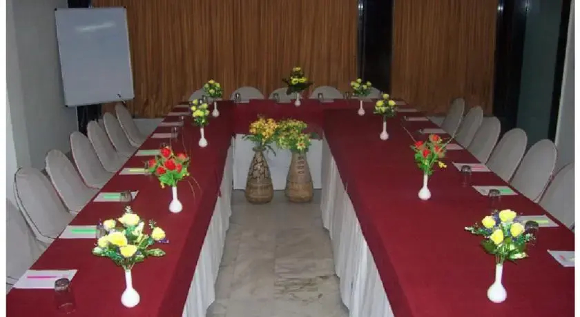 Hotel Laavish