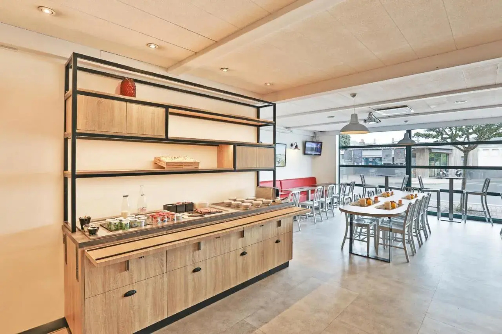 B&B HOTEL Les Sables-d'Olonne Centre Gare