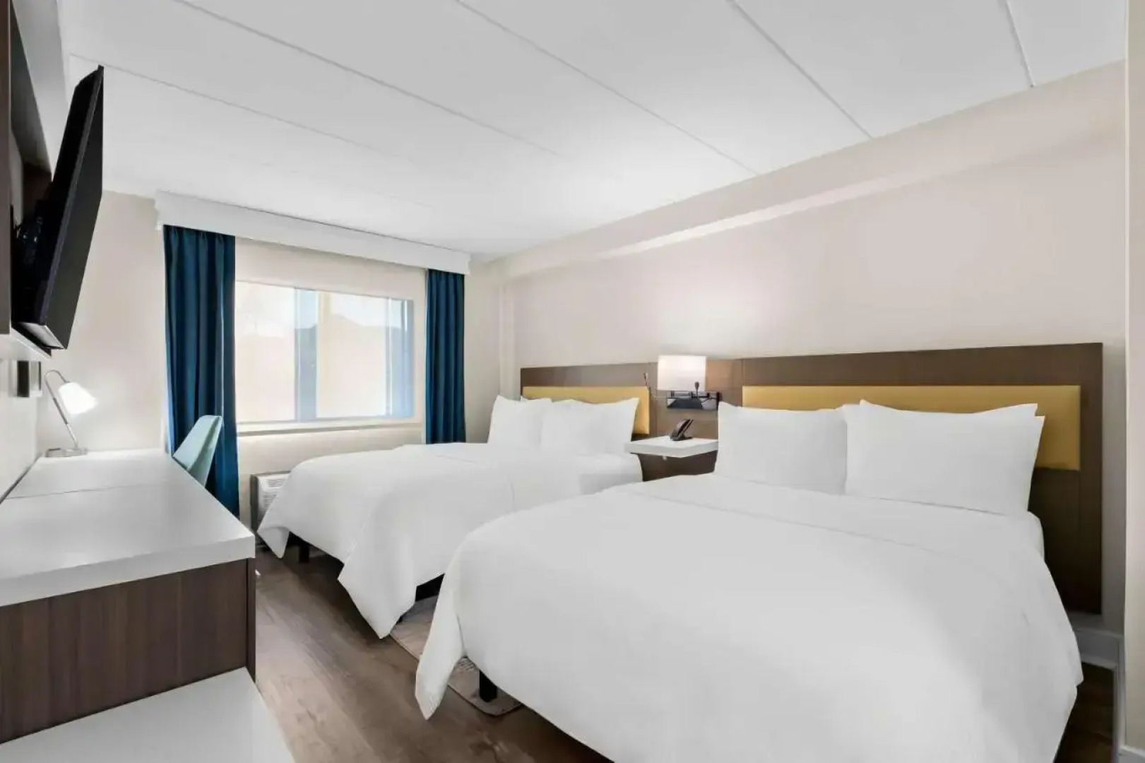 Latitude Suites Tinton Falls Eatontown/BW Premier Collection 