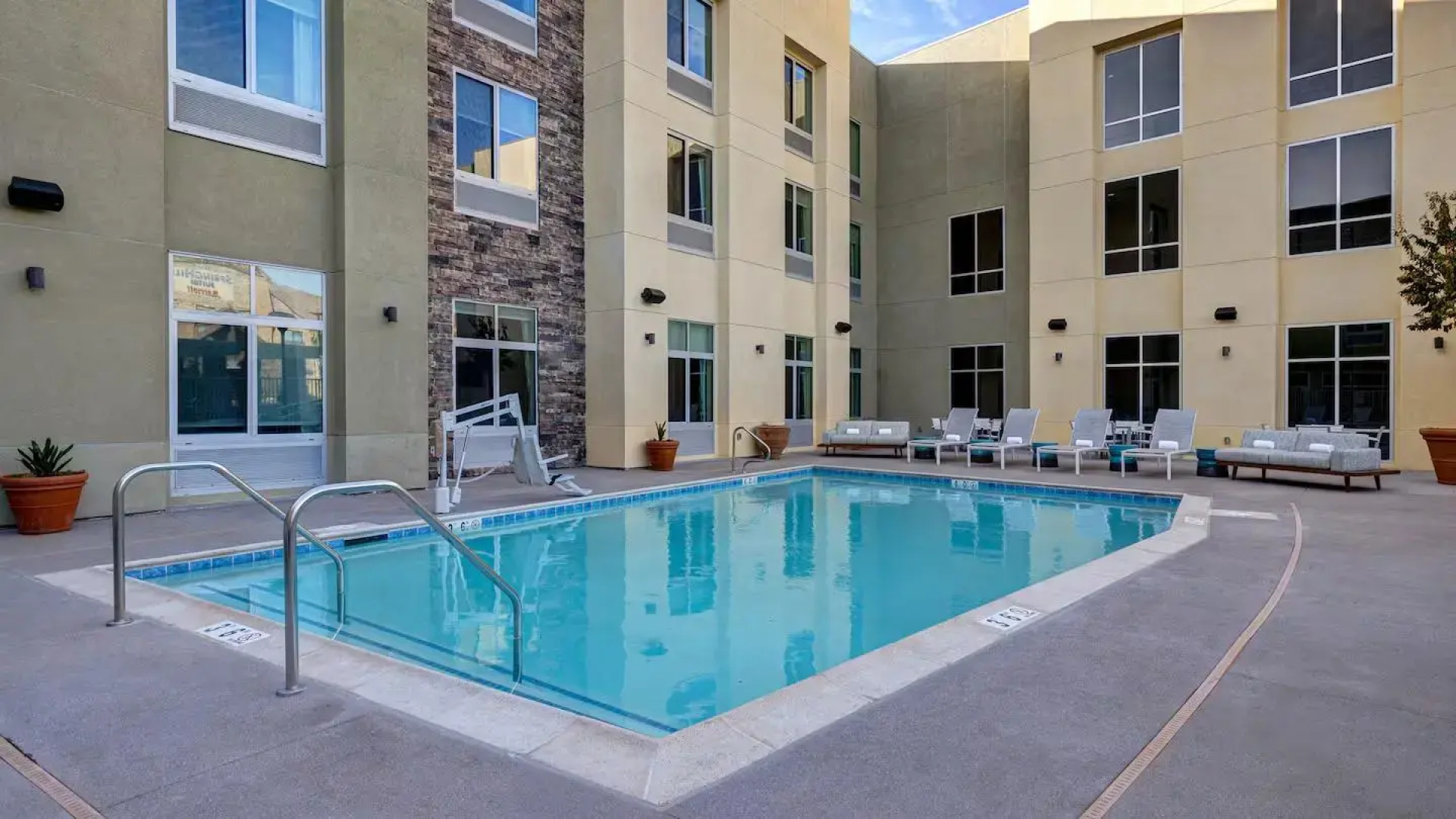 Hilton Garden Inn Temecula, CA