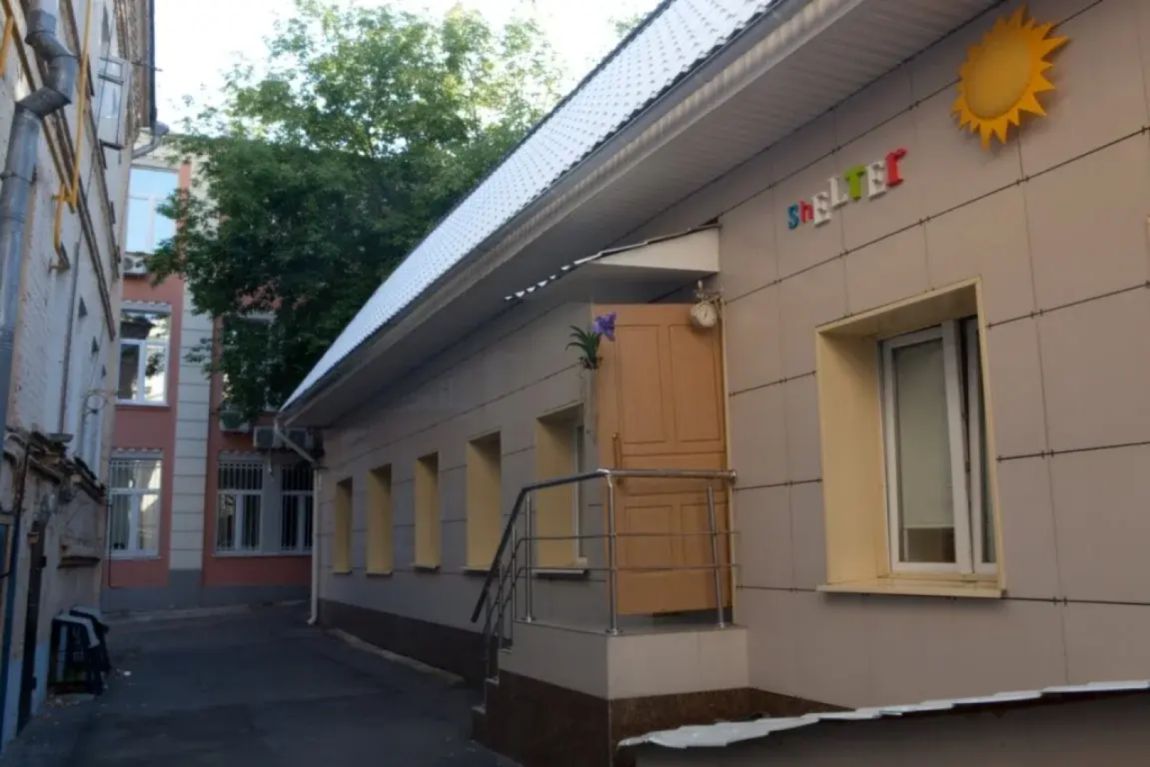 Shelter Hostel
