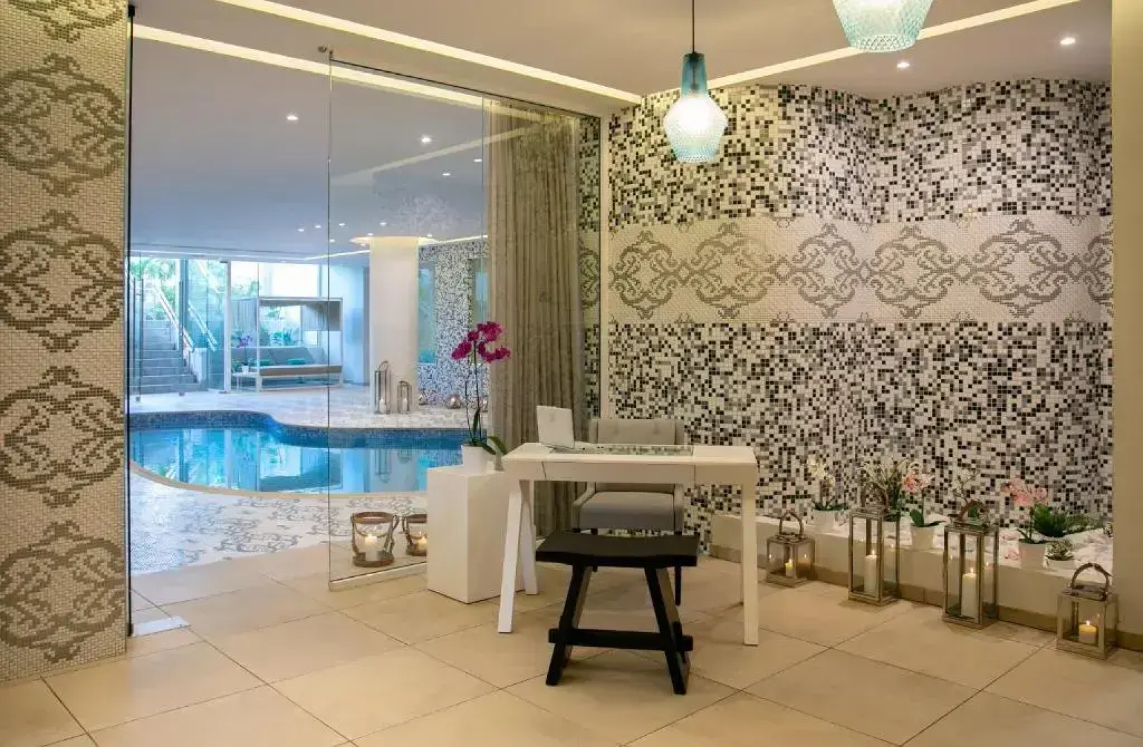 Vangelis Hotel & Suites