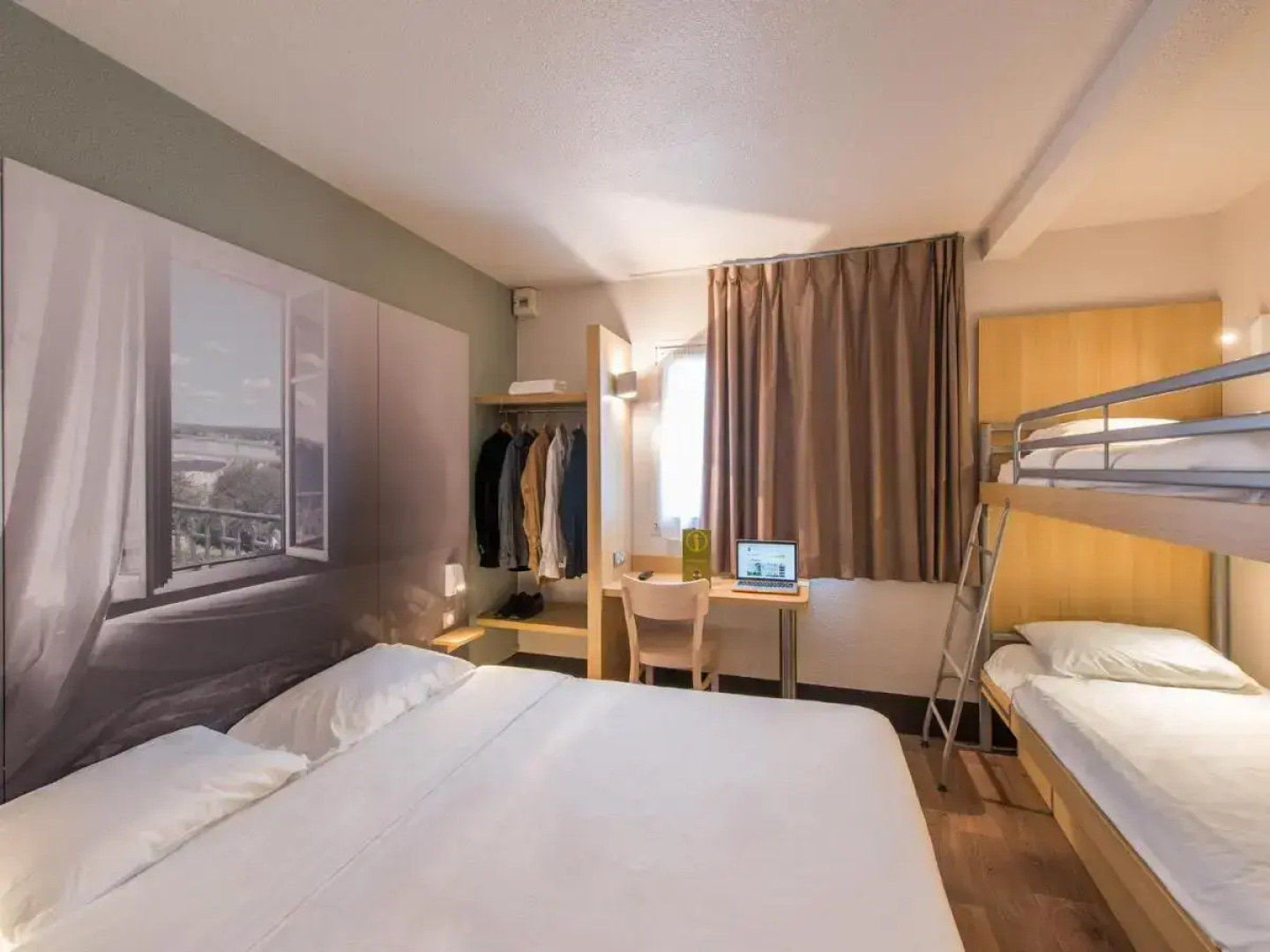 B&B HOTEL Blois Sud Vineuil