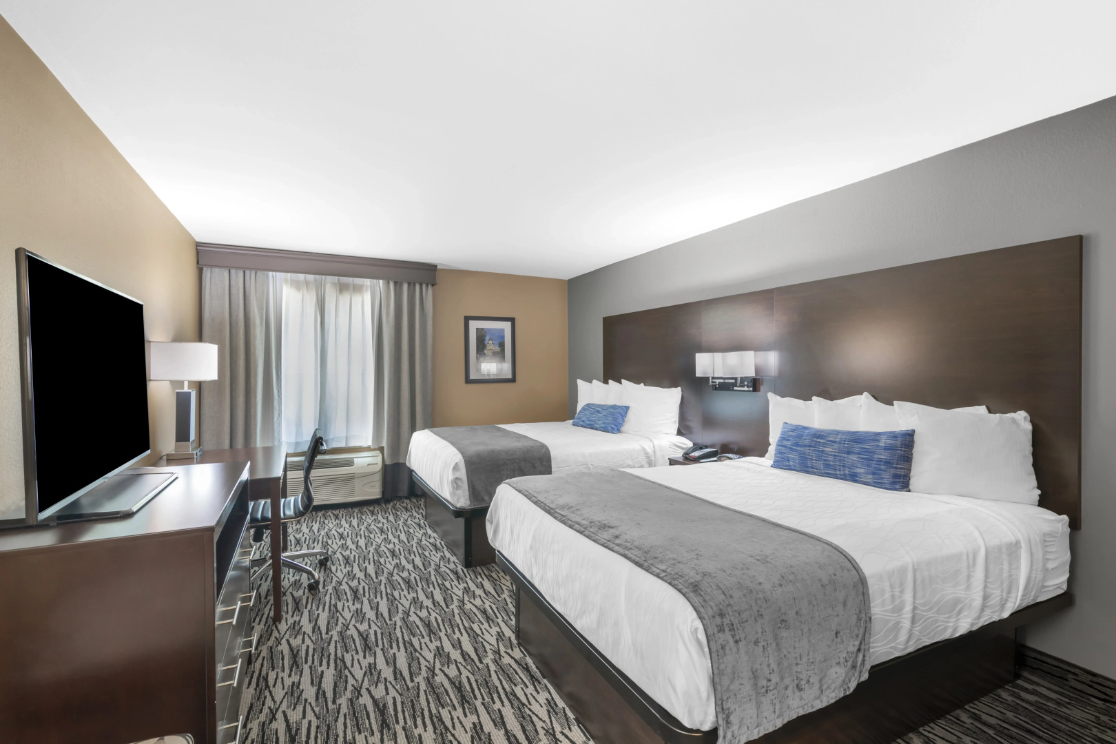 Best Western Plus Denton Inn & Suites