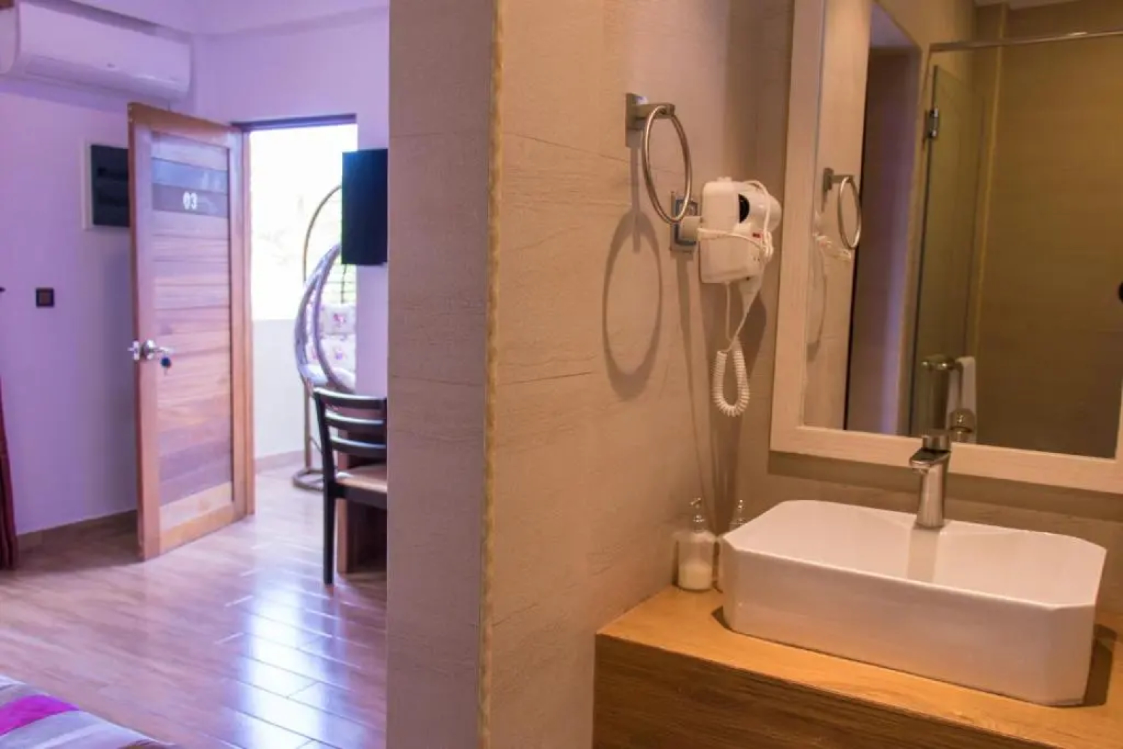 Rosy Villa Hotel