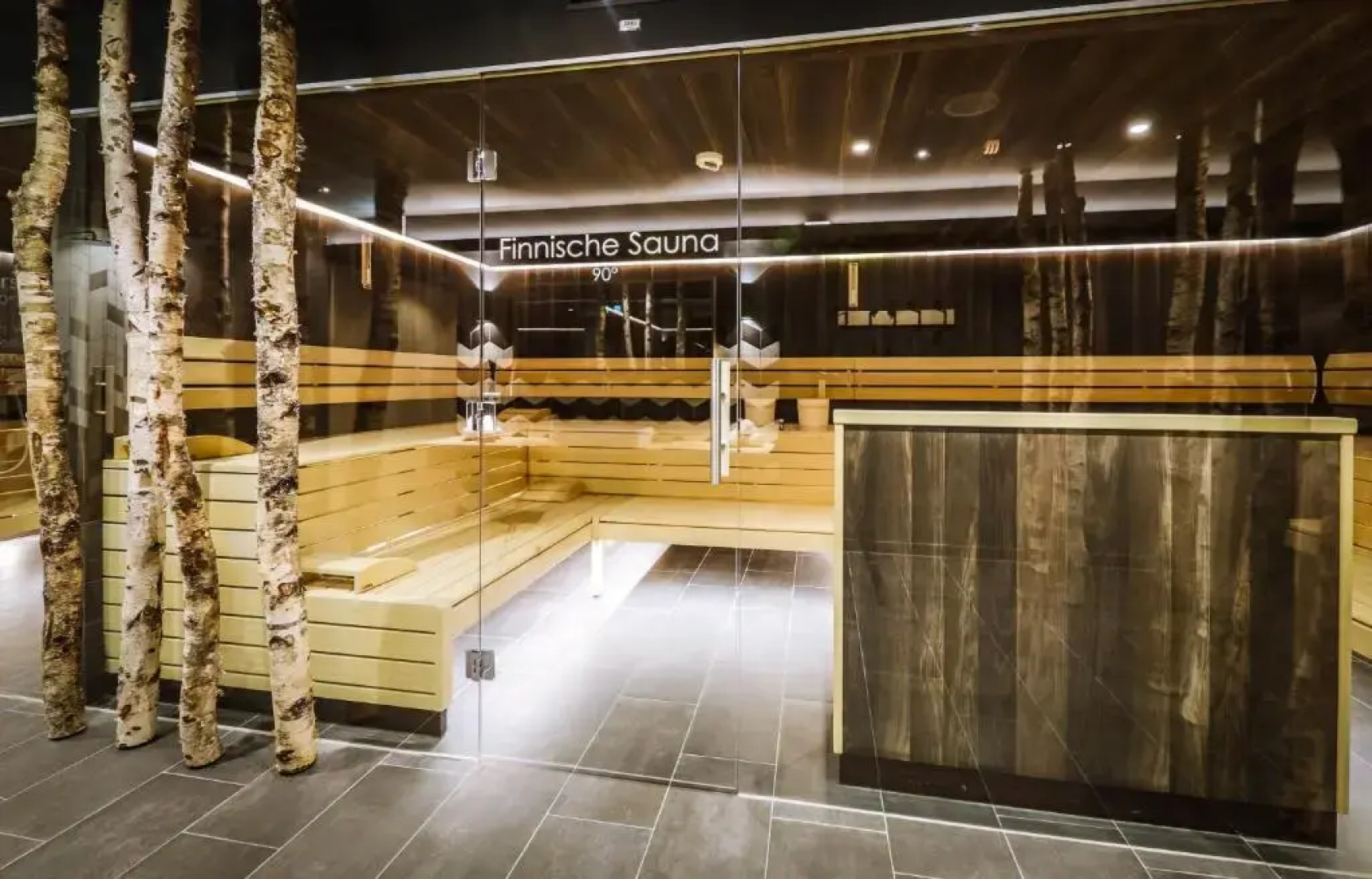 24 by AvenidA - Mountain Hotel