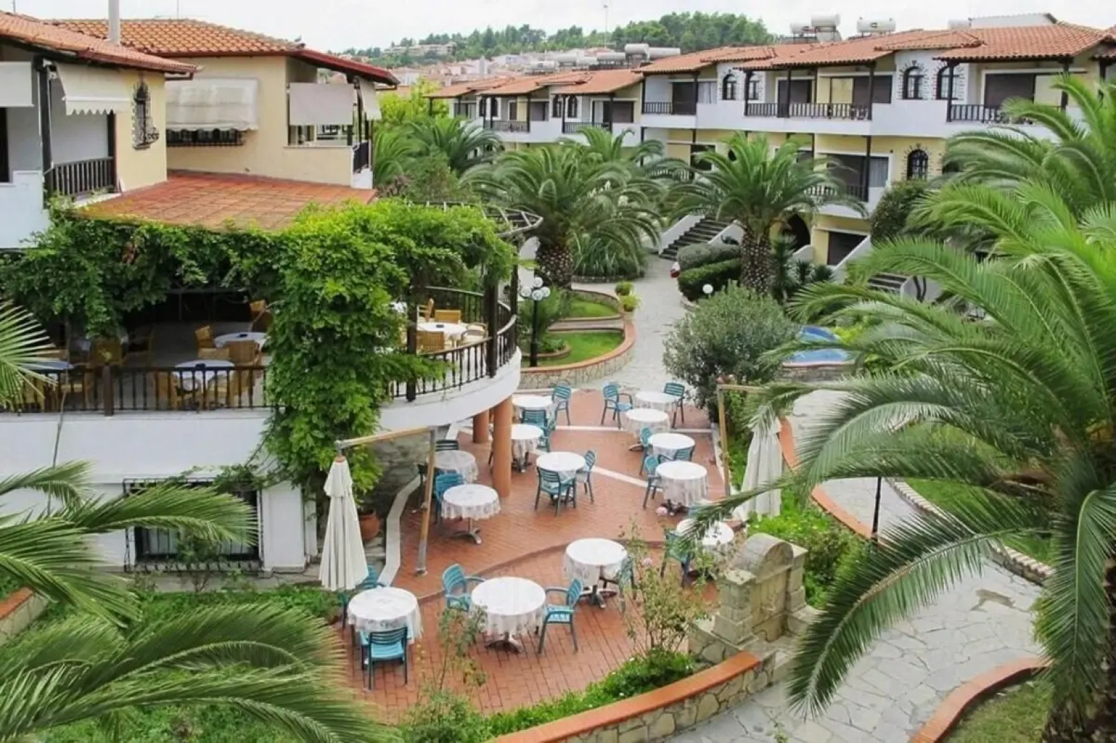 Ioli Village