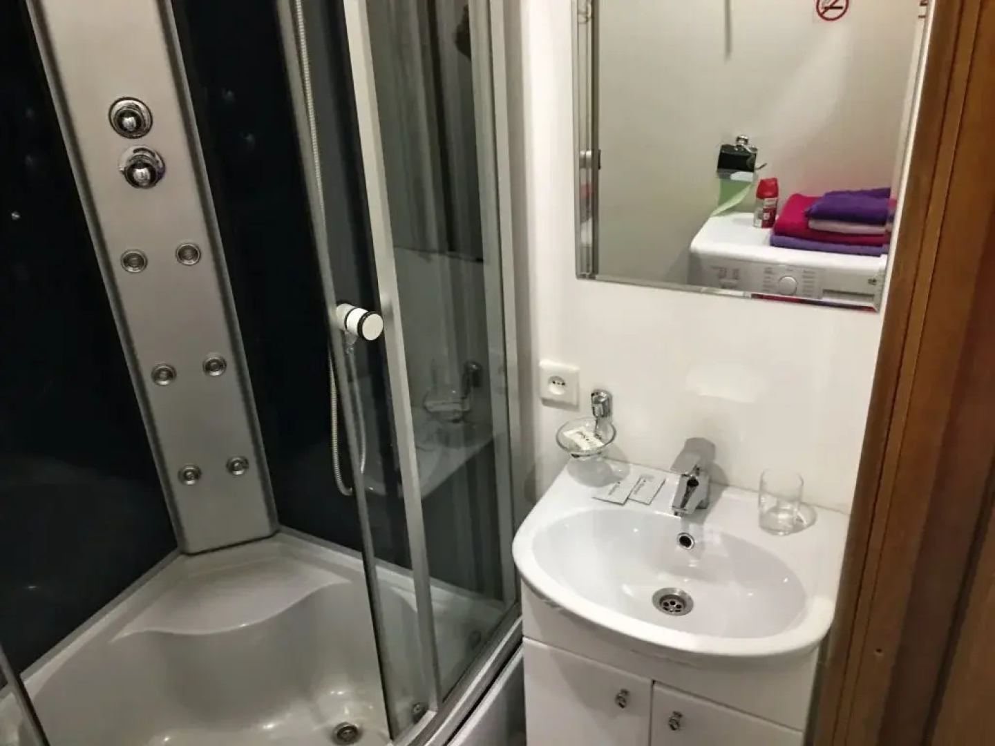 Na Lizyi Chajkinoj Apartments