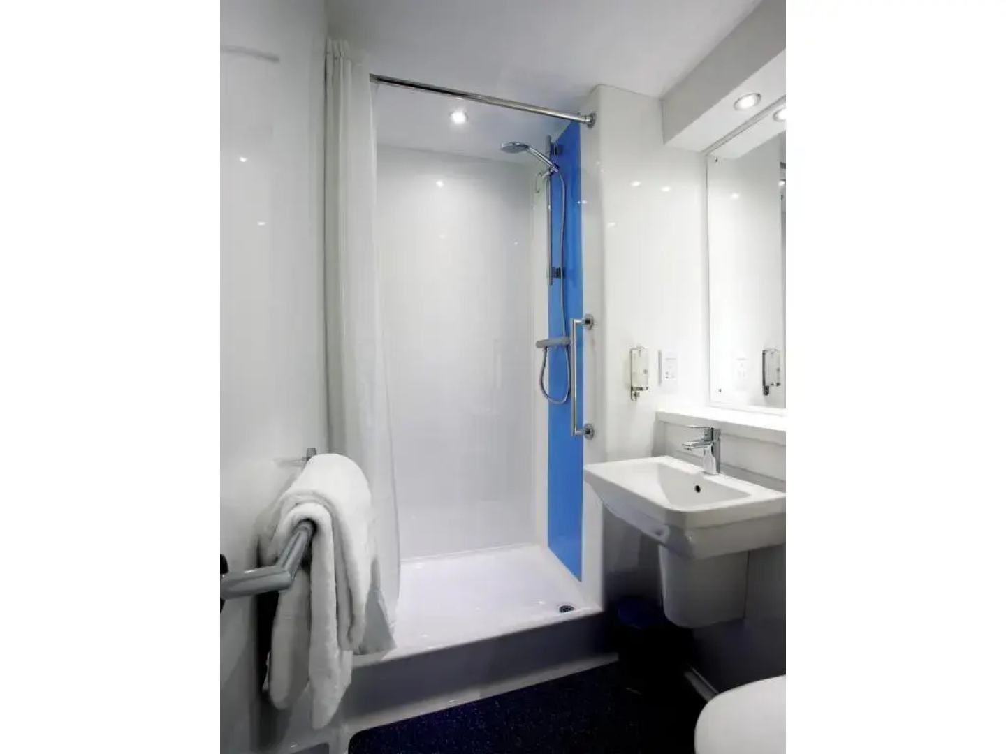 Travelodge Birmingham Fort Dunlop