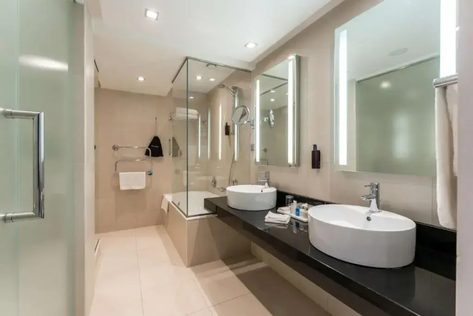 Отель Radisson Blu Elizabete