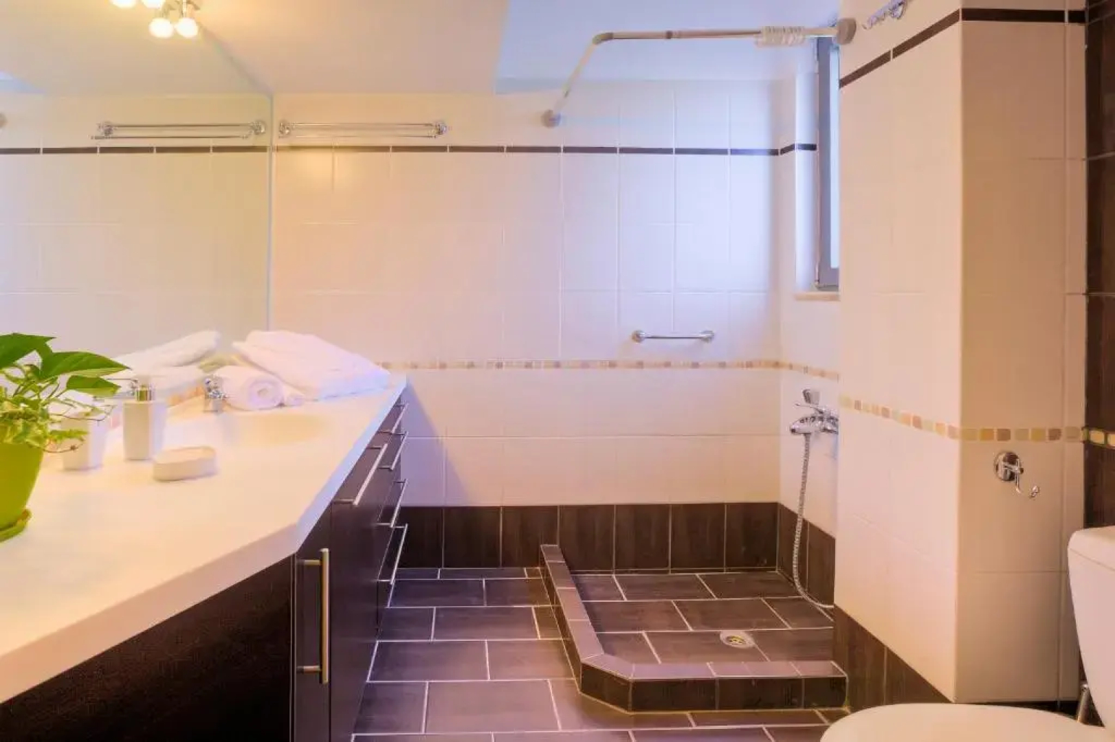 Marini Luxury Apartments and Suites