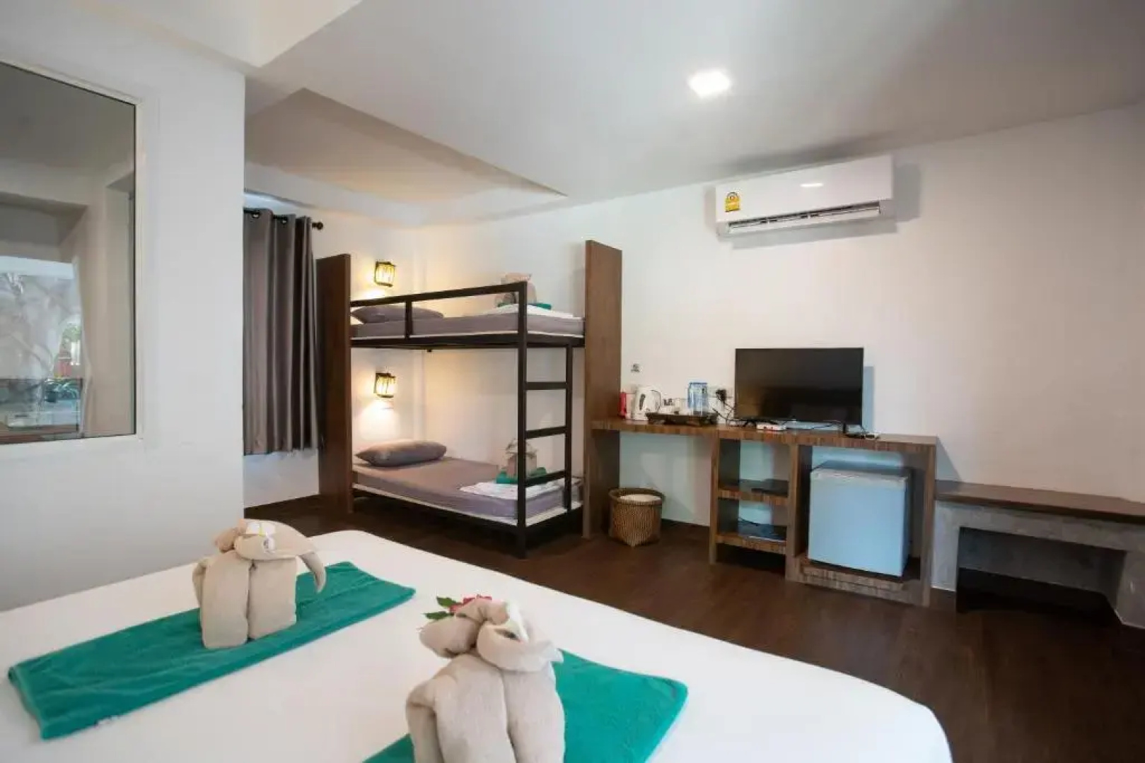Отель Southern Lanta Resort