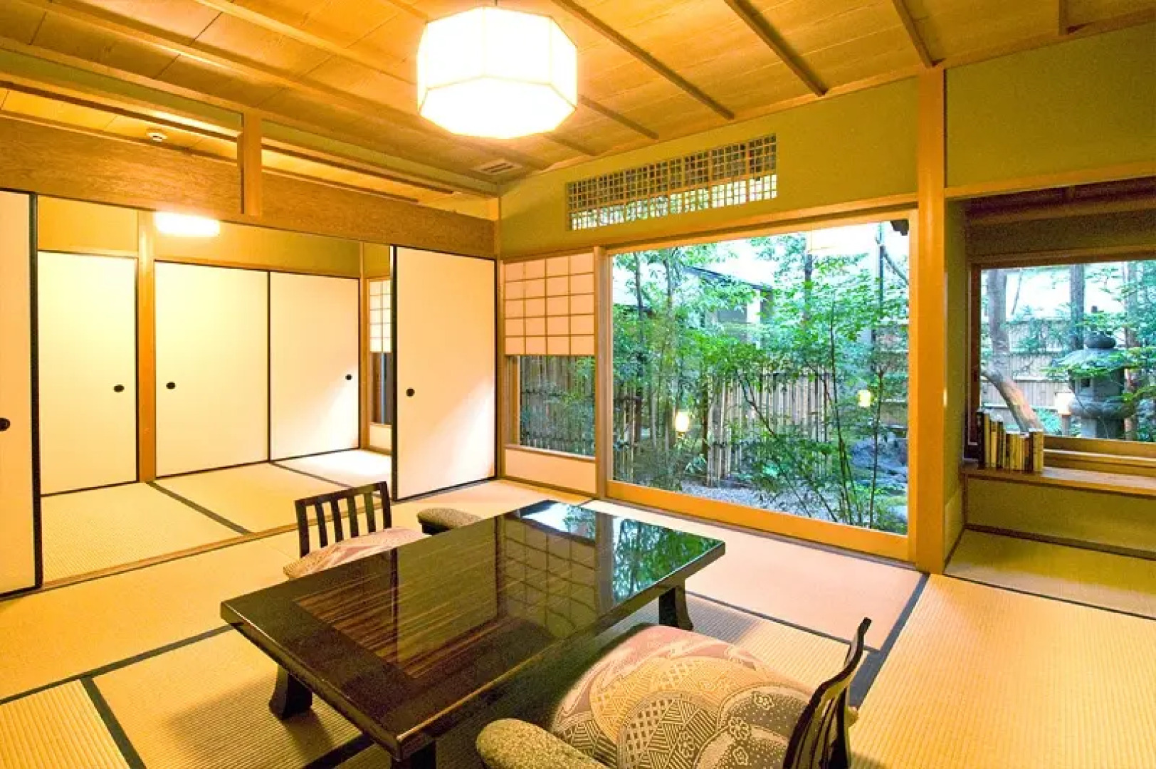 Kanamean Nishitomiya Ryokan