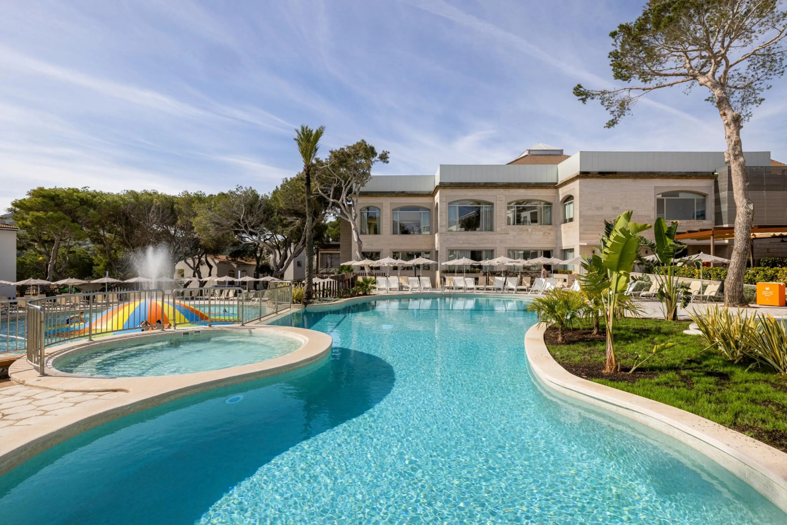 Отель VIVA Cala Mesquida Resort & Spa