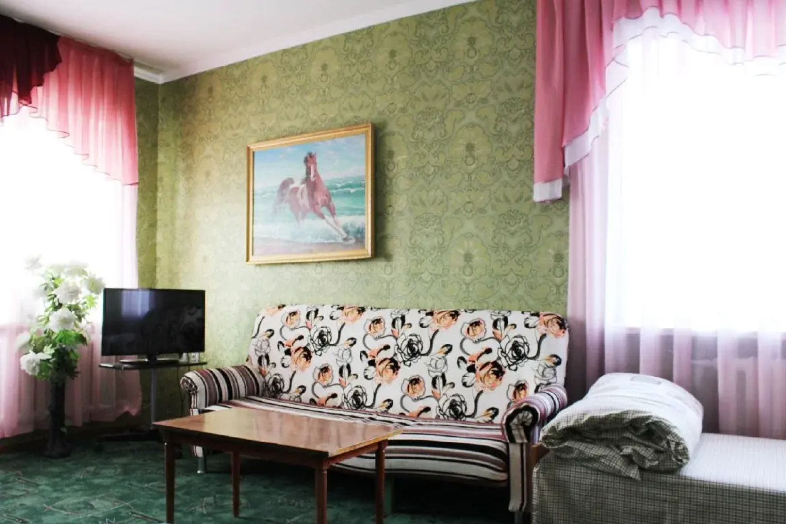 Phoenix Hotel