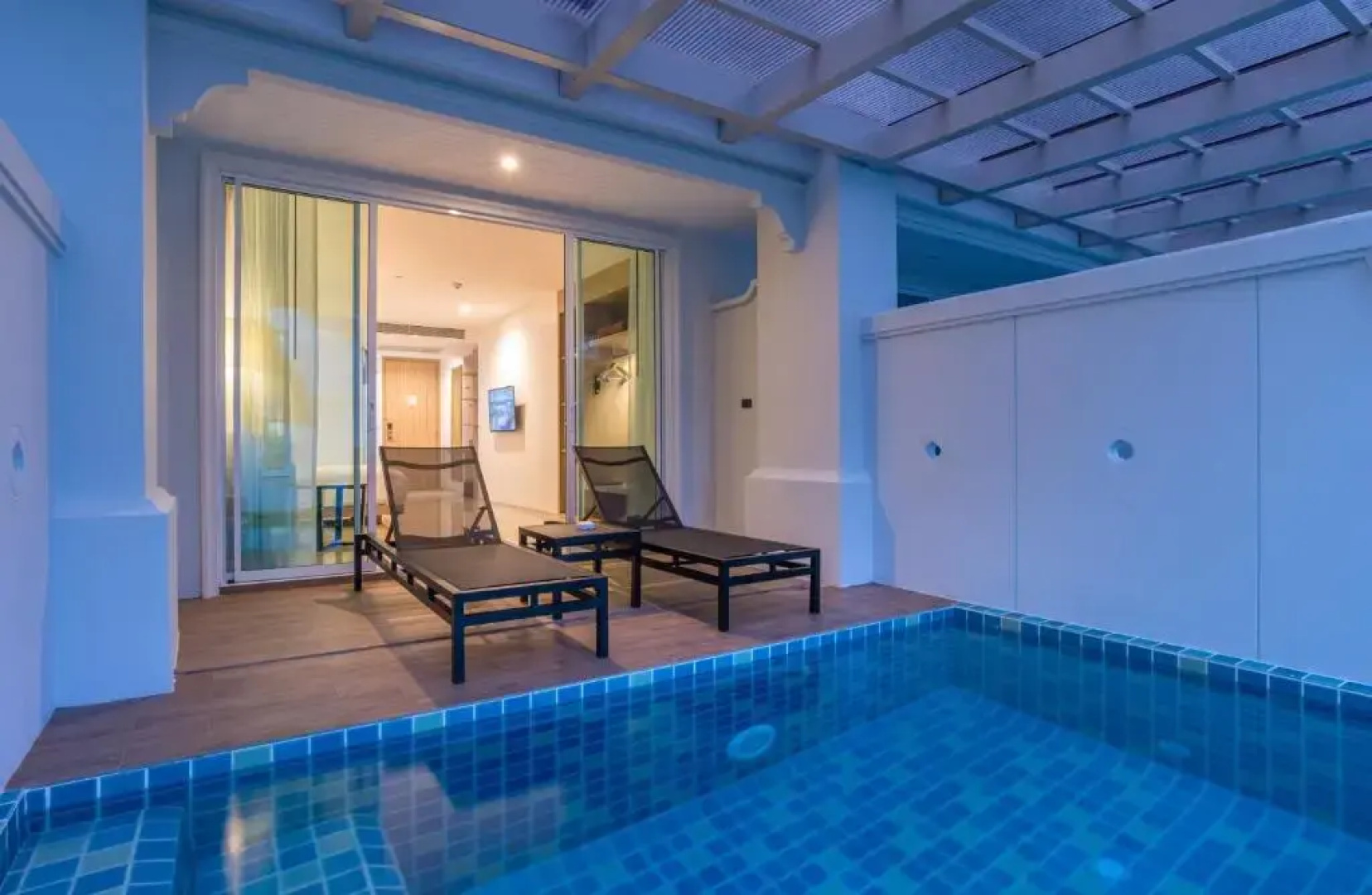 Отель Centara Ao Nang Beach Resort and Spa Krabi