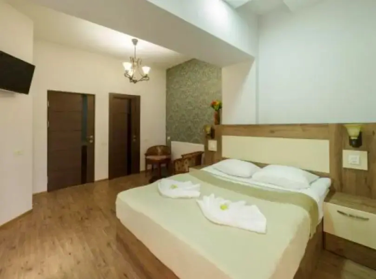 Premium Hotel
